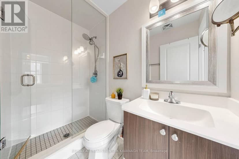 1103 - 5309 Highway 7 — photo 11 of 18