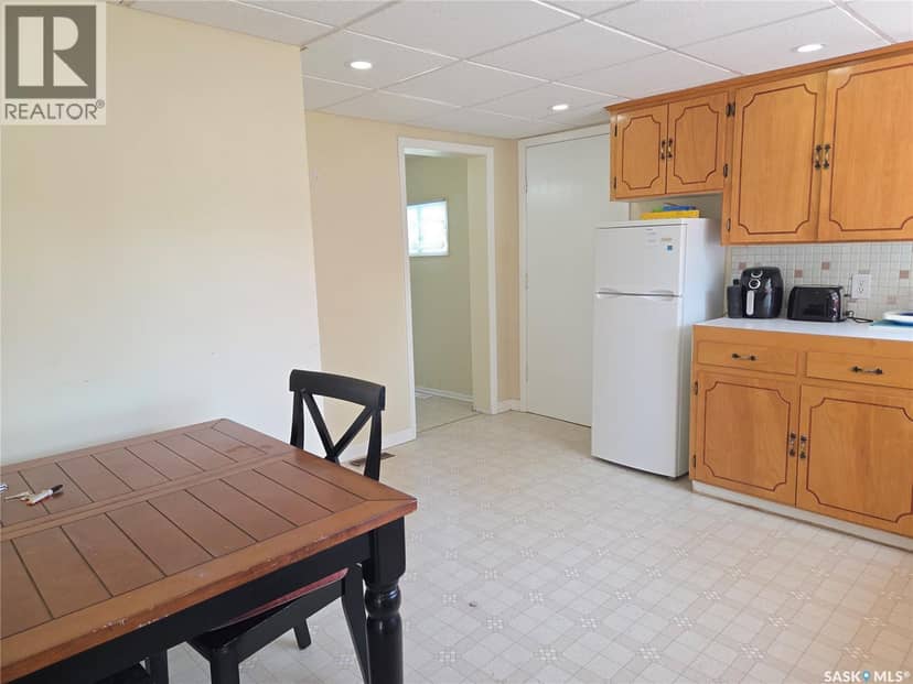 215 Kerry STREET — photo 6 of 27