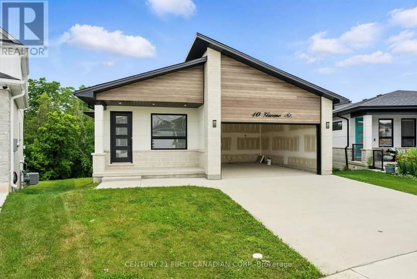 40 Greene Street, South Huron, photo 3
