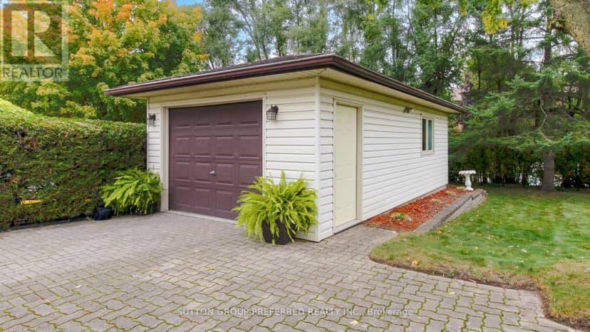 573 Jamaica Court, London South, photo 5