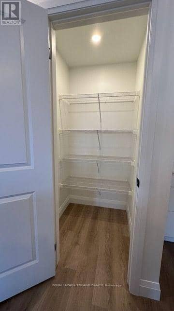 197 - 3900 Savoy Street — photo 15 of 29