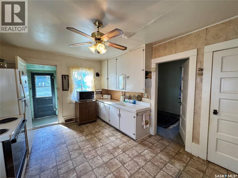 414 4th AVENUE E, Biggar, photo 4