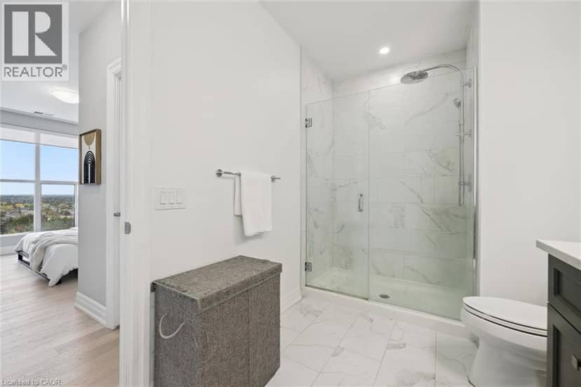 1880 GORDON Street Unit# 707 — photo 16 of 32