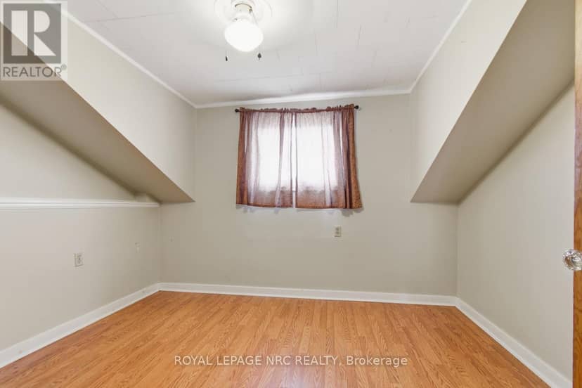 65 Golden Boulevard W — photo 15 of 23