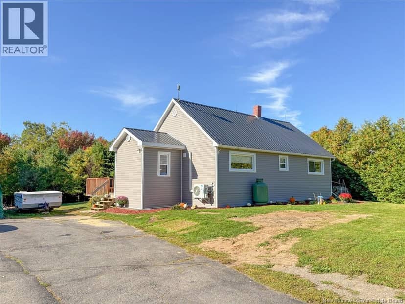 10107 Route 105, Beechwood, photo 2