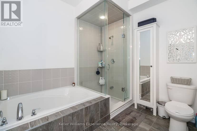 630 Bayport Boulevard — photo 11 of 22