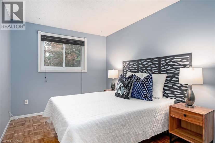 473 WOODVIEW Road Unit# 2 — photo 21 of 31