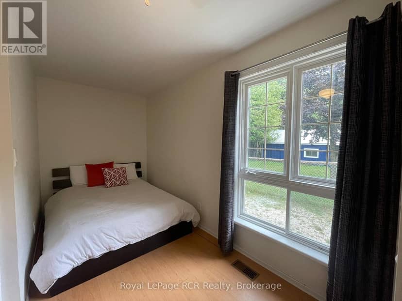 121 Collingwood Street — photo 17 of 40