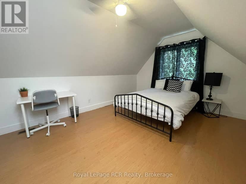 121 Collingwood Street — photo 25 of 40