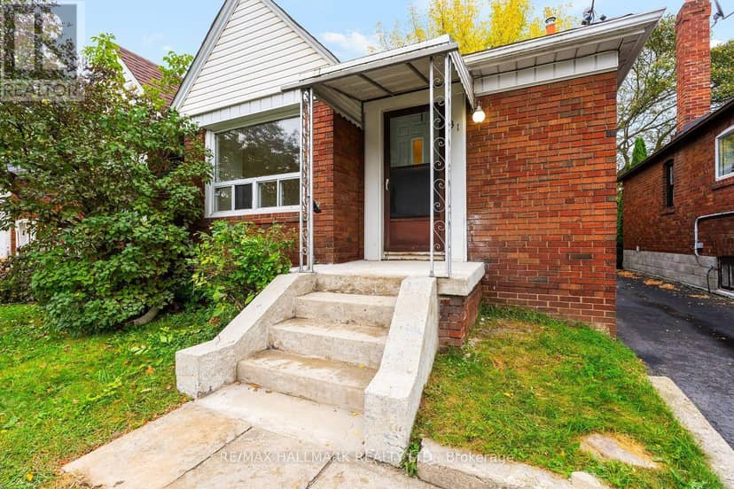 31 Thora Avenue, Toronto