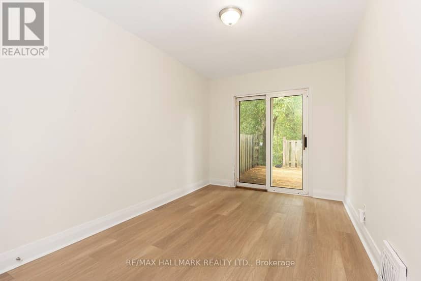 31 Thora Avenue — photo 20 of 28