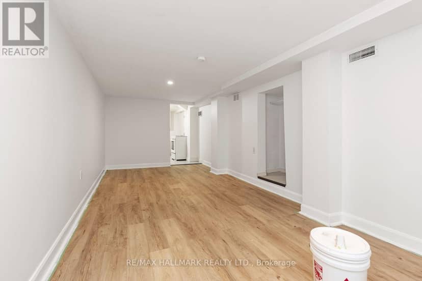 31 Thora Avenue — photo 22 of 28