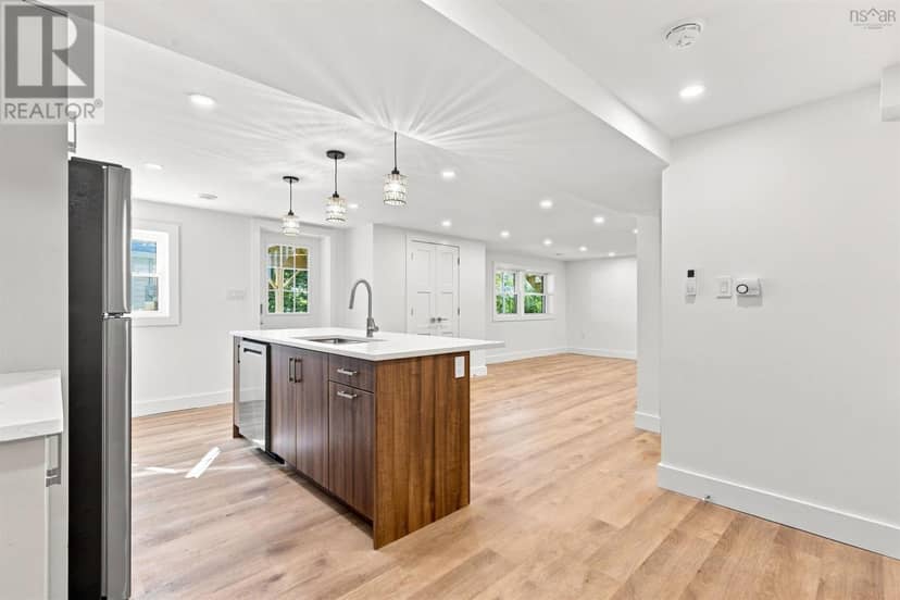 3 Admiral Street — photo 31 of 40