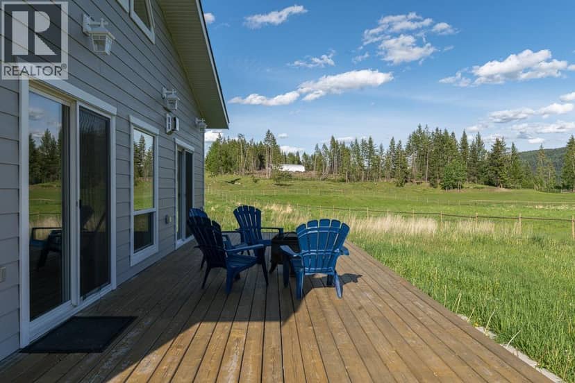 3963 CANIMVIEW DRIVE, 100 Mile House