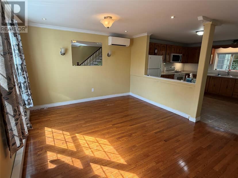 30 Monroe Street, St. John's, photo 4