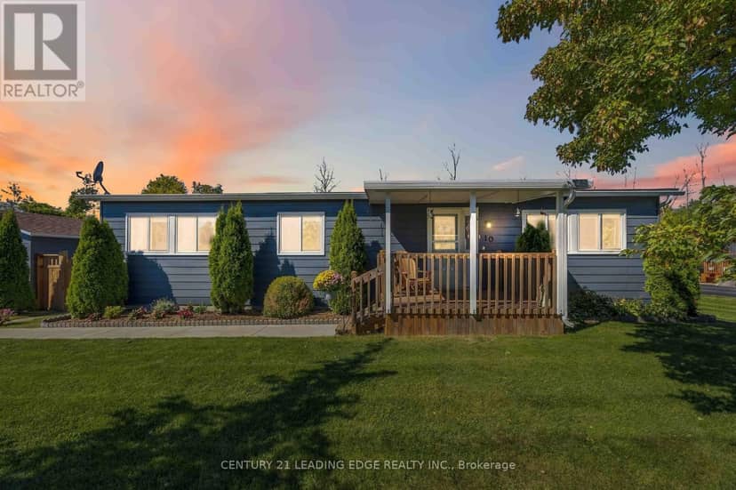 10 Hummingbird Circle, Georgina