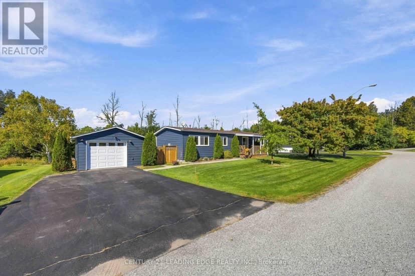 10 Hummingbird Circle, Georgina, photo 2