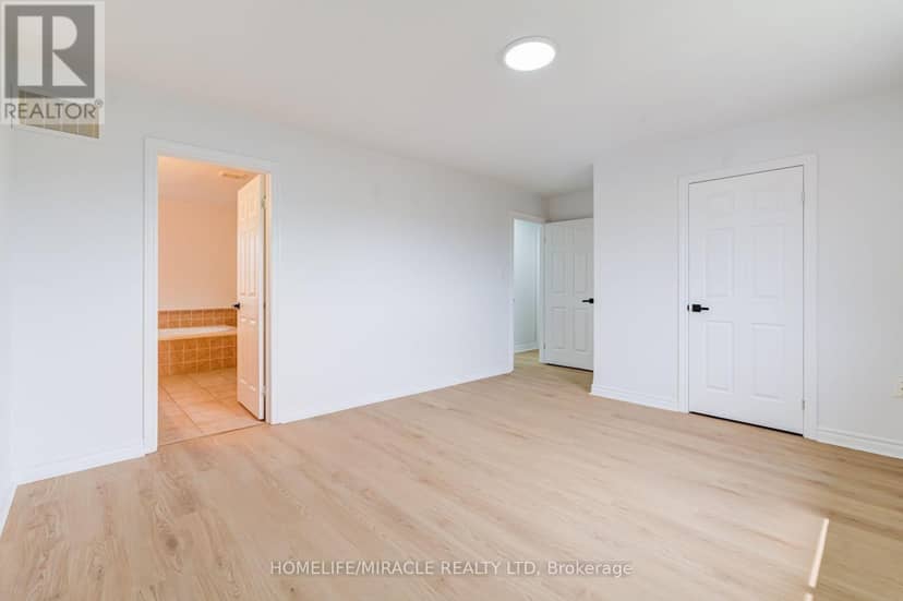 7 Empire Drive — photo 23 of 33