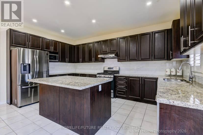 42 Samuel Crescent — photo 16 of 28