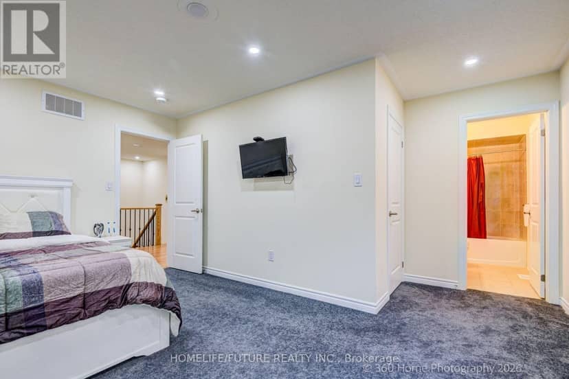 42 Samuel Crescent — photo 24 of 28