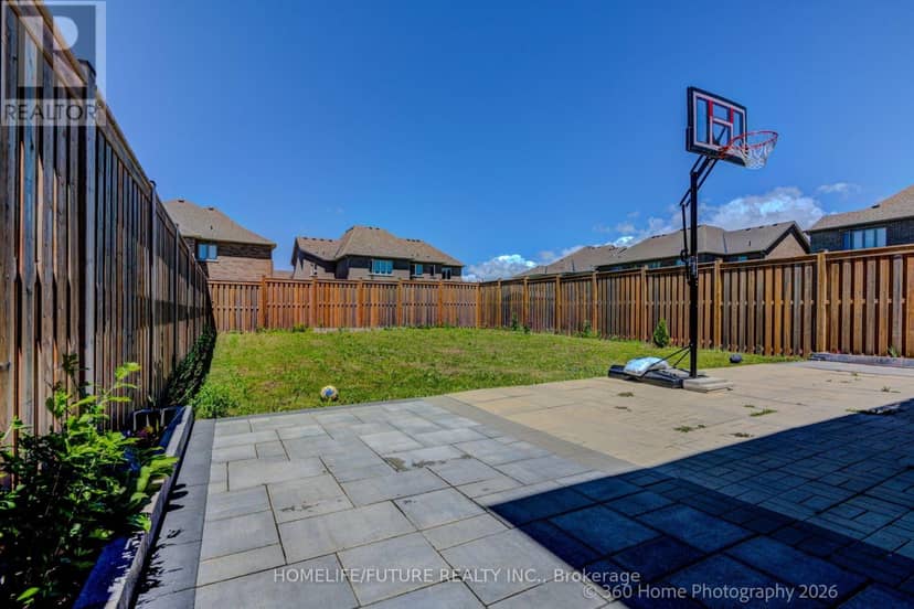 42 Samuel Crescent, Springwater, photo 3