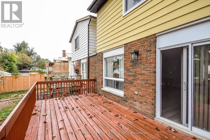 33B Cundles Road E — photo 39 of 40