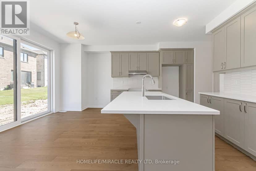 54 Gretzky Avenue — photo 14 of 38