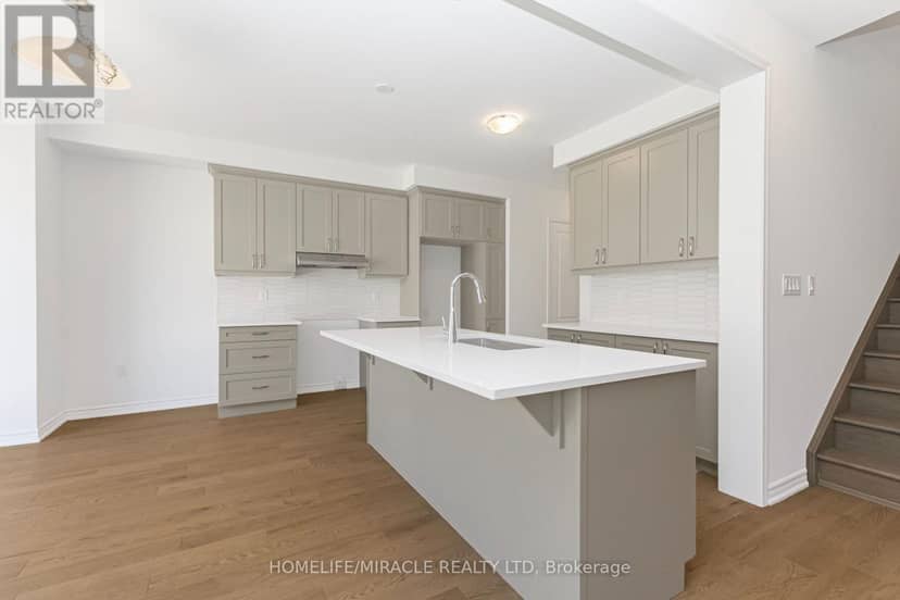 54 Gretzky Avenue — photo 15 of 38