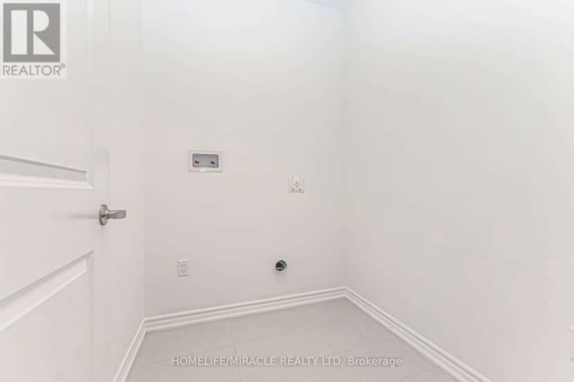 54 Gretzky Avenue — photo 34 of 38