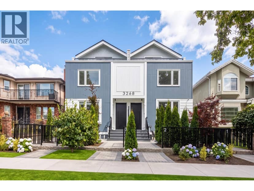 4 3268 E 18 AVENUE, Vancouver