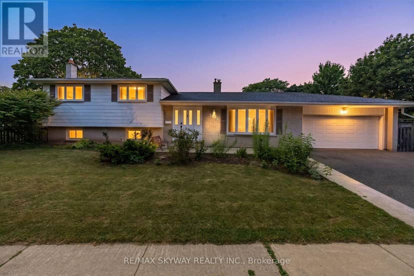 2673 Thorn Lodge Drive — photo 2 of 40