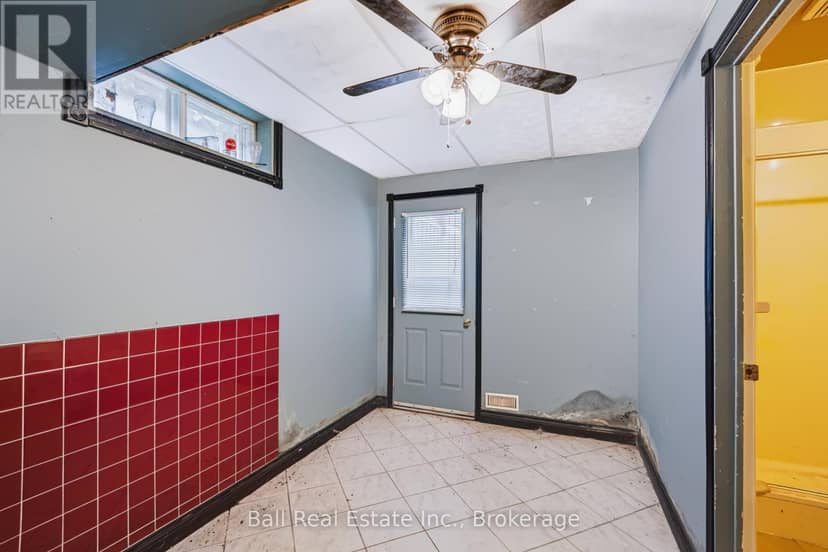 793 Hewitt Drive — photo 37 of 40
