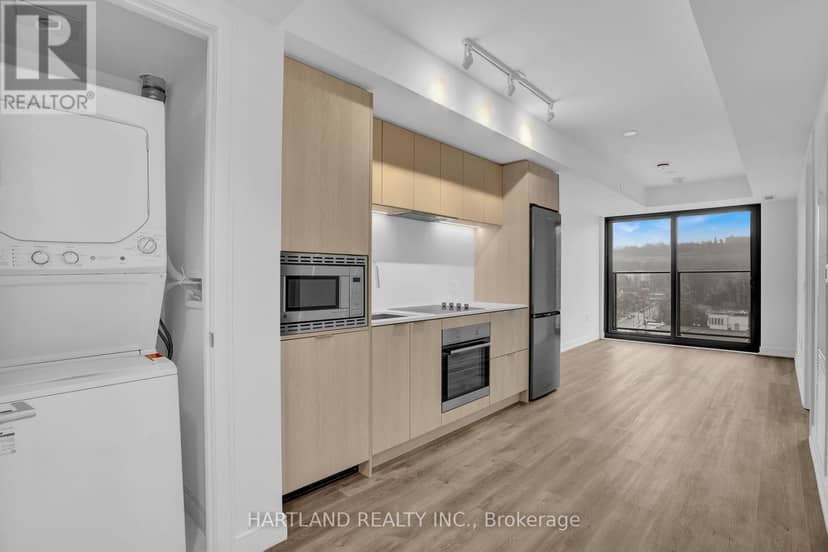 928 - 1 Jarvis Street — photo 2 of 17
