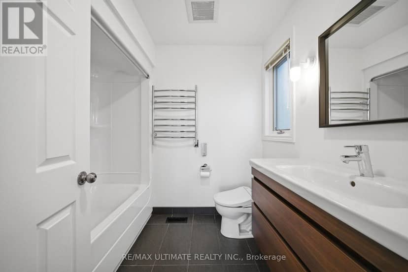 104 Brown Street — photo 9 of 28