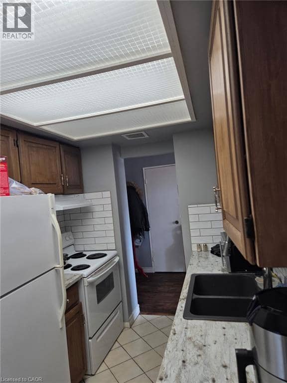 120 DUKE Street Unit# 805 — photo 12 of 24