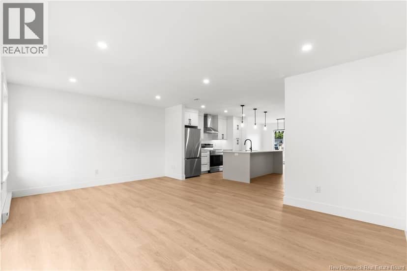 33 Cedric Court — photo 9 of 28