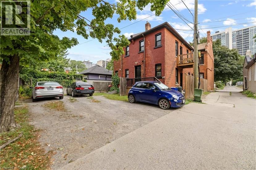 188-190 CAROLINE Street S — photo 32 of 32