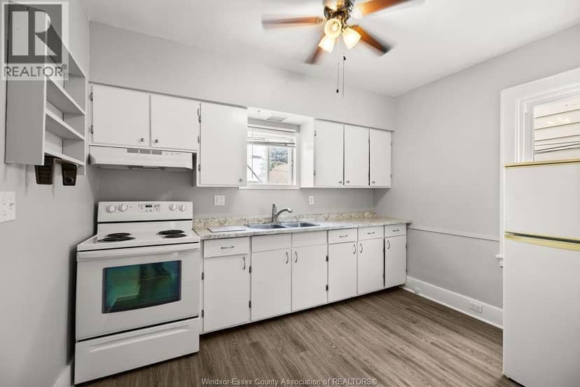 1539 Howard — photo 4 of 14