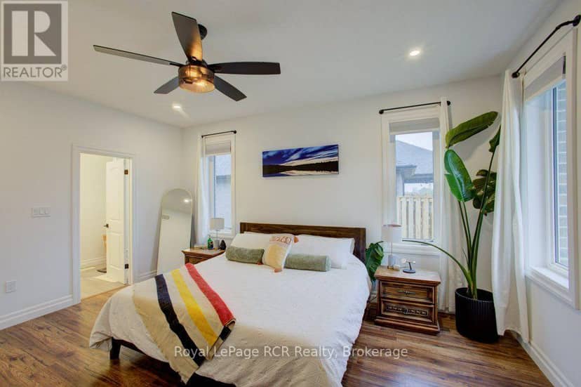 137 Walsh Street — photo 17 of 40