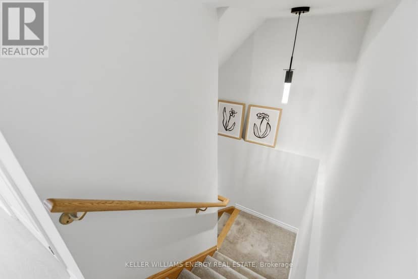 7 - 475 Beresford Path — photo 18 of 35
