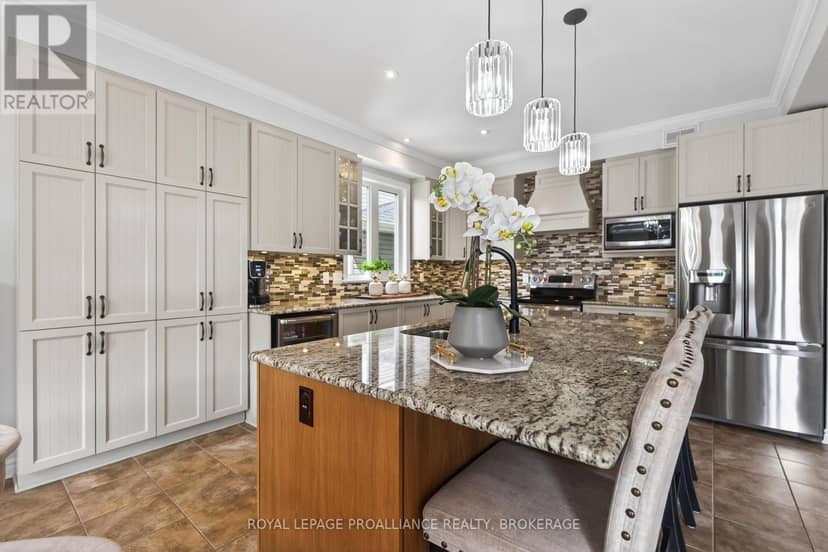 1153 Escala Crescent — photo 11 of 40