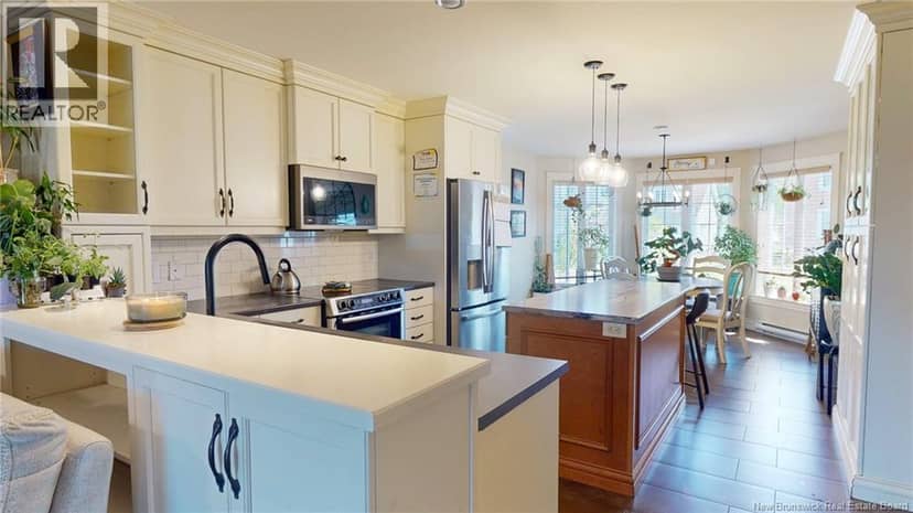 162 Lady Russell Street — photo 9 of 21