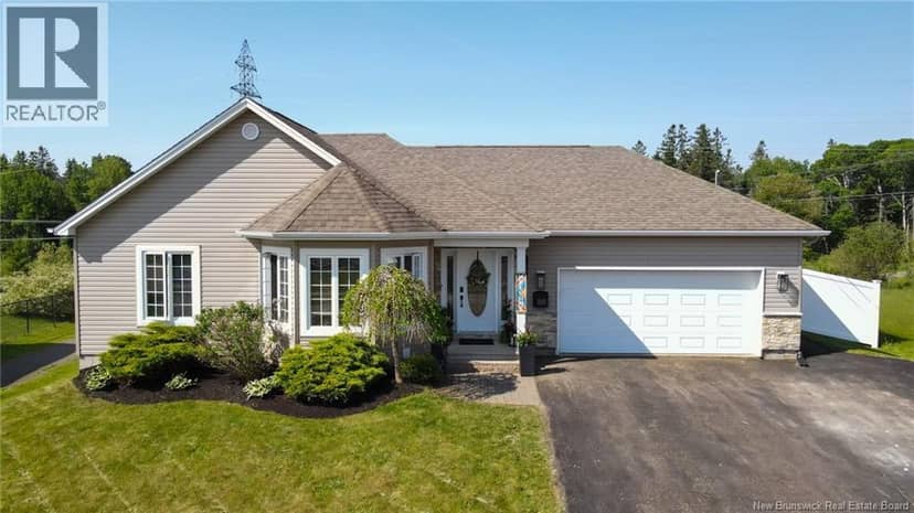 162 Lady Russell Street — photo 1 of 21