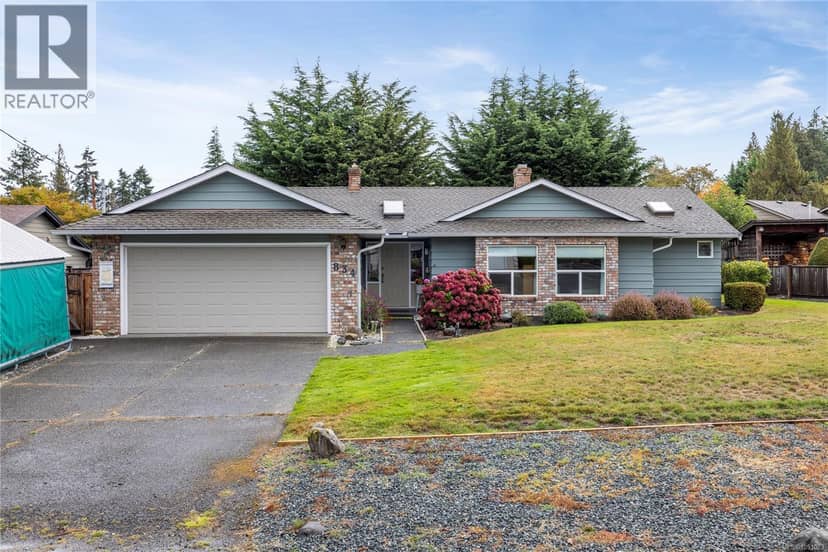834 Redonda Pl, Qualicum Beach