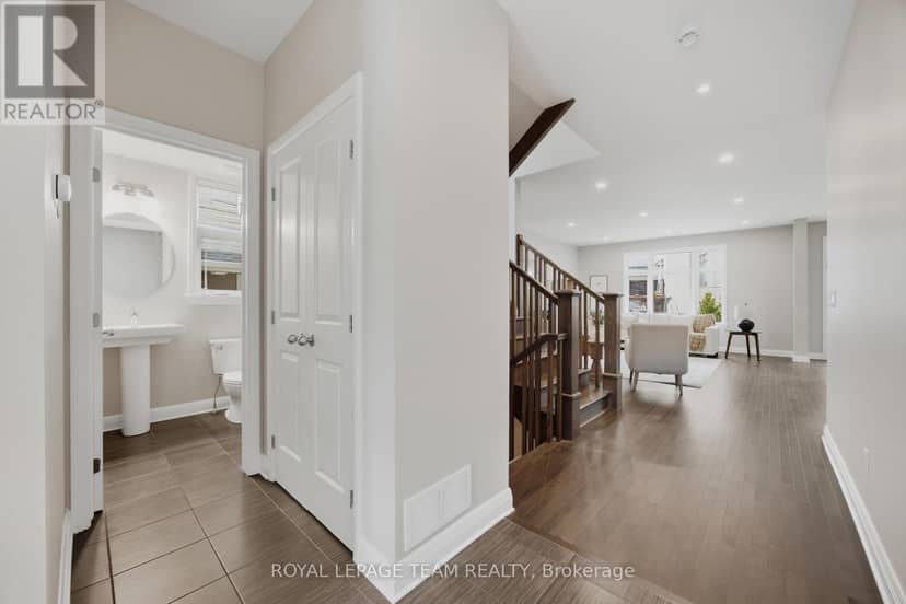 373 Huntsville Drive, Ottawa, photo 8