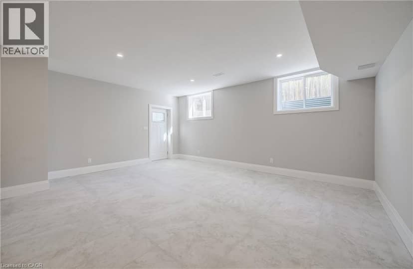 61 SCHWEITZER Street — photo 38 of 40