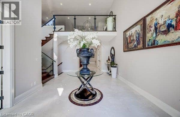 61 SCHWEITZER Street — photo 5 of 40