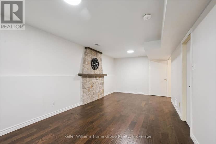 497 Forfar Street E — photo 33 of 40