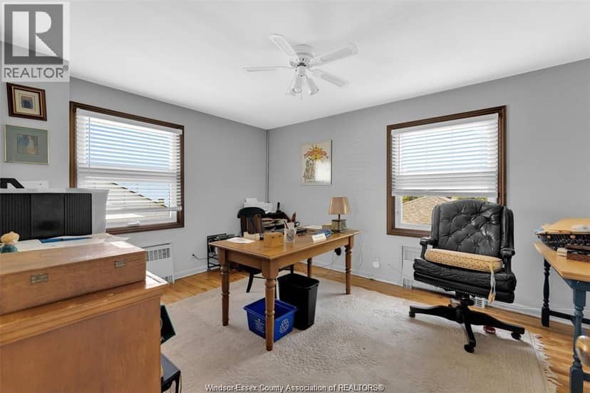 11830 RIVERSIDE DRIVE East — photo 17 of 23