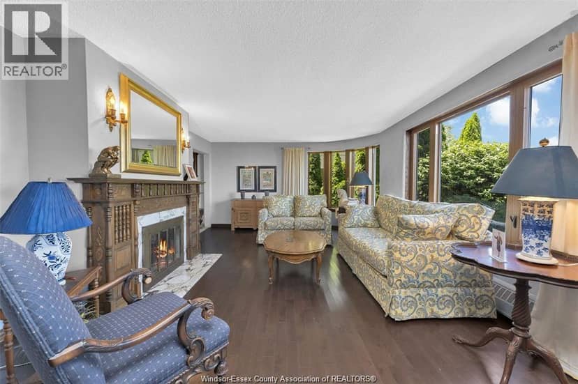 11830 RIVERSIDE DRIVE East — photo 8 of 23